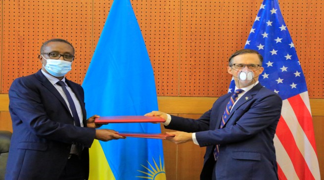 U Rwanda na Amerika mu masezerano y'ubufatanye mu bya gisirikare