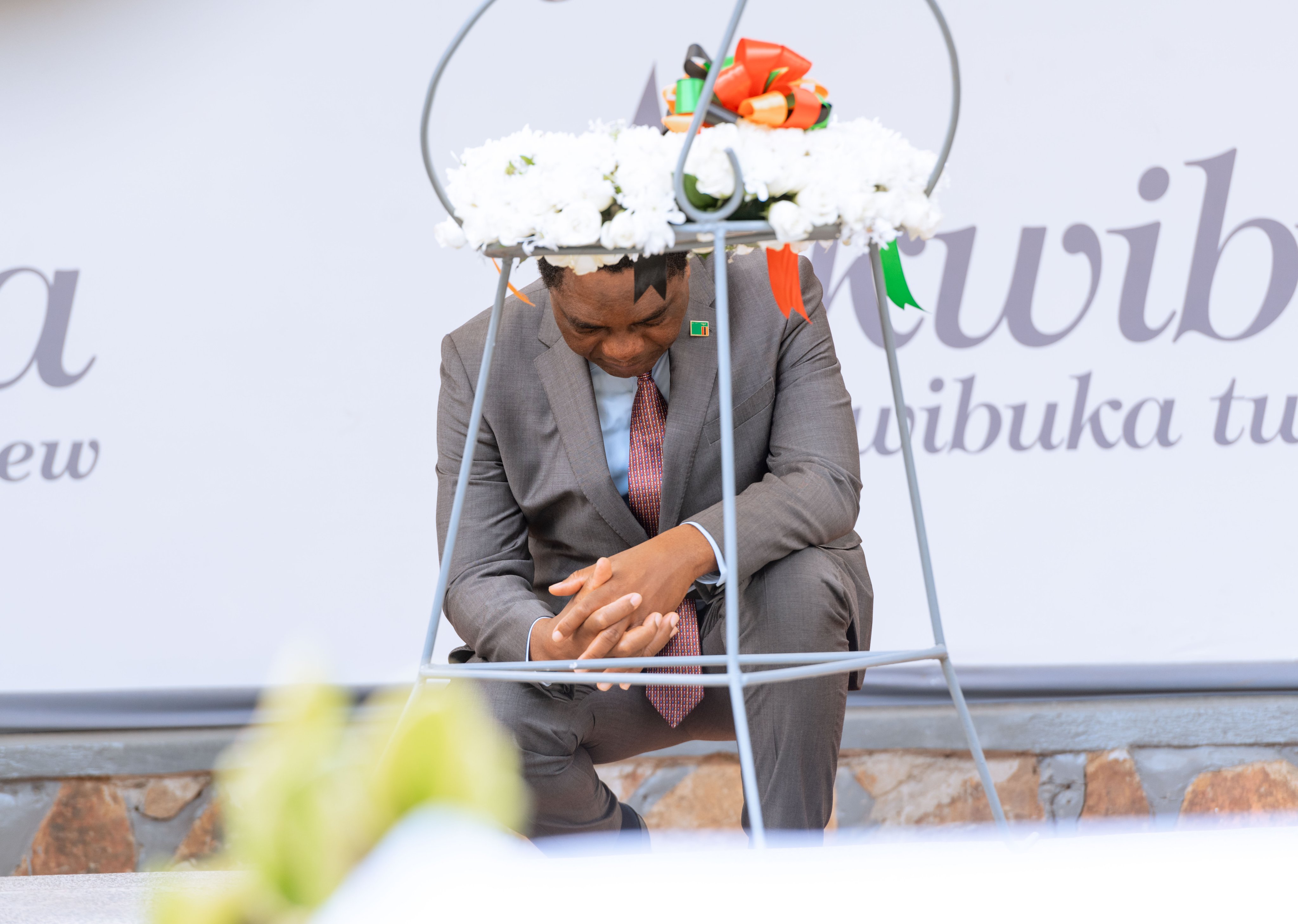 Perezida wa Zambia Hakainde Hichilema yasuye Urwibutso rwa Jenoside rwa  Kigali